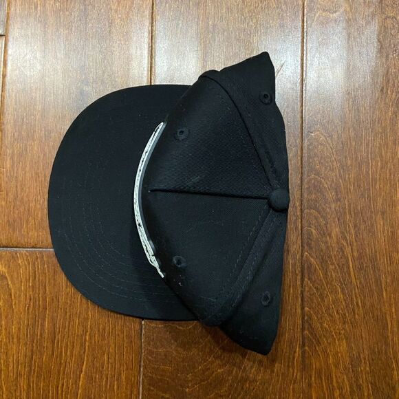 Chemical Guys Car Detailing Supplies Black Rubber Logo Snapback Hat Cap Men's OS - Picture 2 of 6